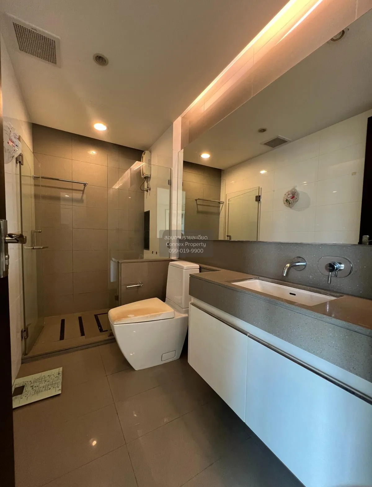 ขายคอนโด  ดิ แอดเดรส ปทุมวัน ชั้นสูง หน้ากว้าง BTS-ราชเทวี ถนนเพช