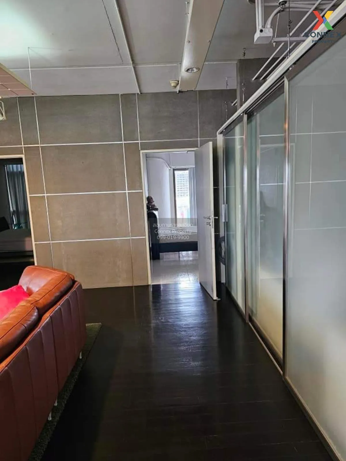 For Sale Condo , State Tower , BTS-Saphan Taksin , Silom , Bang R