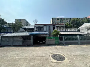 For Sale House , Baan Sakulpaisarn , Thepharak , Mueang Samut Prakan , Samut Prakarn , CX-95339