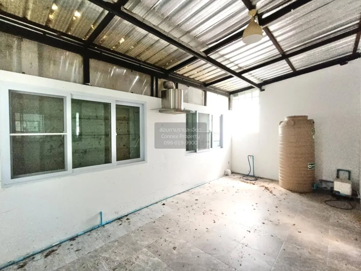 ขายทาวน์เฮ้าส์/ทาวน์โฮม  เอสเกต แจ้งวัฒนะ-กาญจนาภิเษก ละหาร บางบั