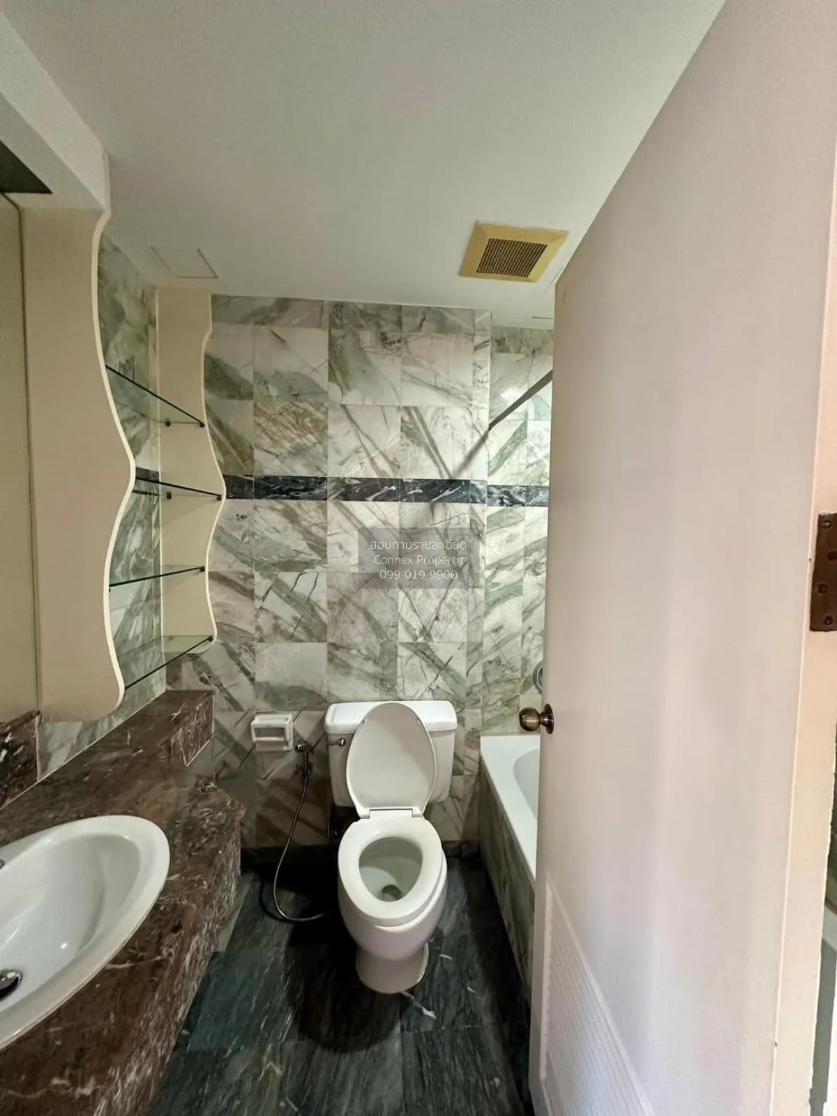 For Rent Condo , The Royal Place 2 , BTS-Ratchadamri , Lumpini , 