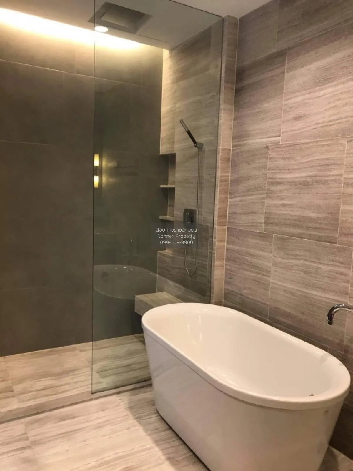 For Sale Condo , The Diplomat Sathorn , BTS-Surasak , Silom , Ban