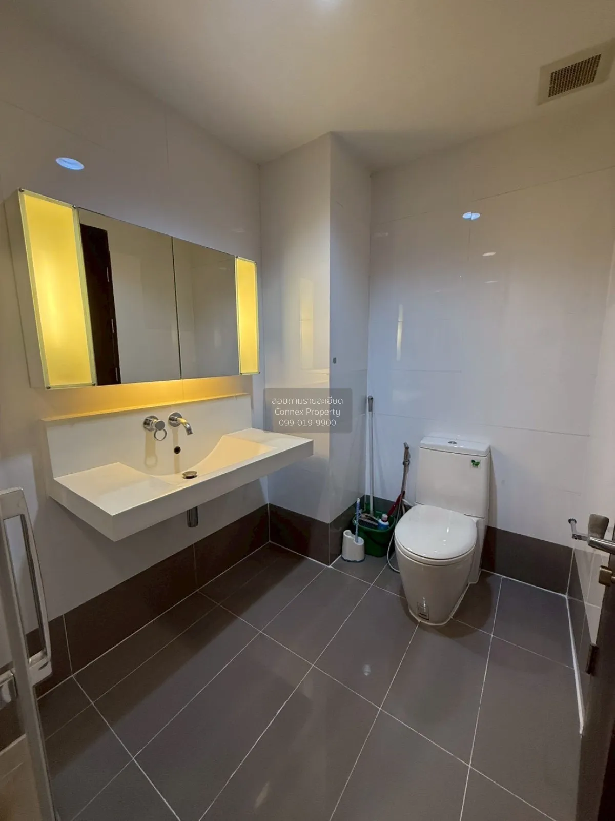 ขายคอนโด  ริทึ่ม รัชดา MRT-รัชดาภิเษก สามเสนนอก เขต ห้วยขวาง กรุง 4