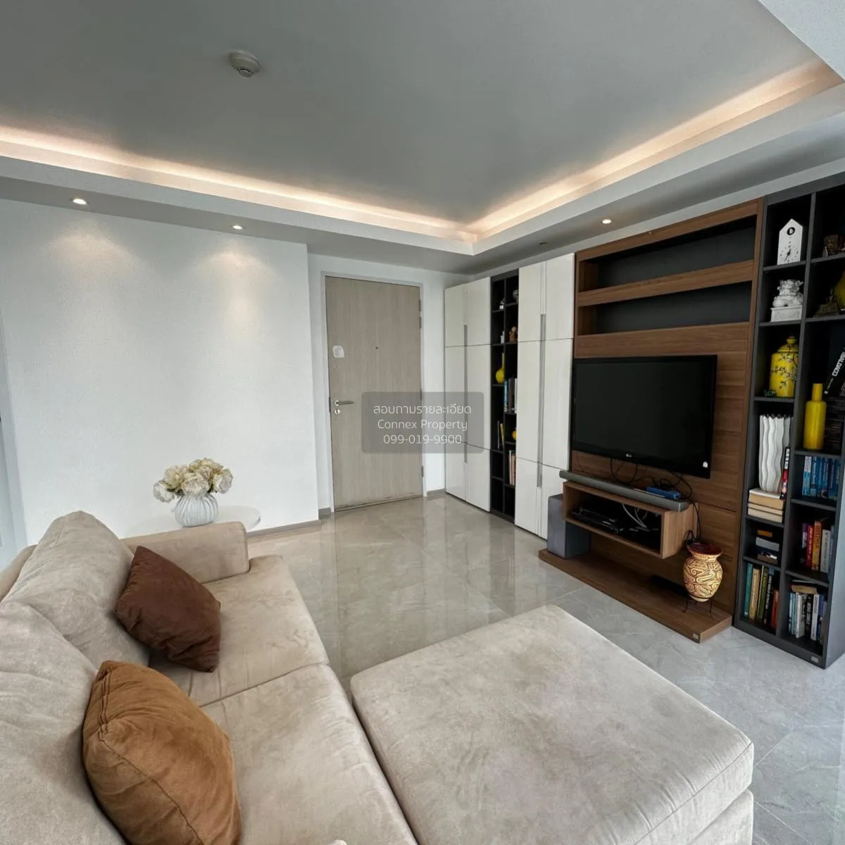 ขายคอนโด  โฟคัส ออน ศาลาแดง ห้องมุม BTS-ศาลาแดง สีลม เขต บางรัก ก 2