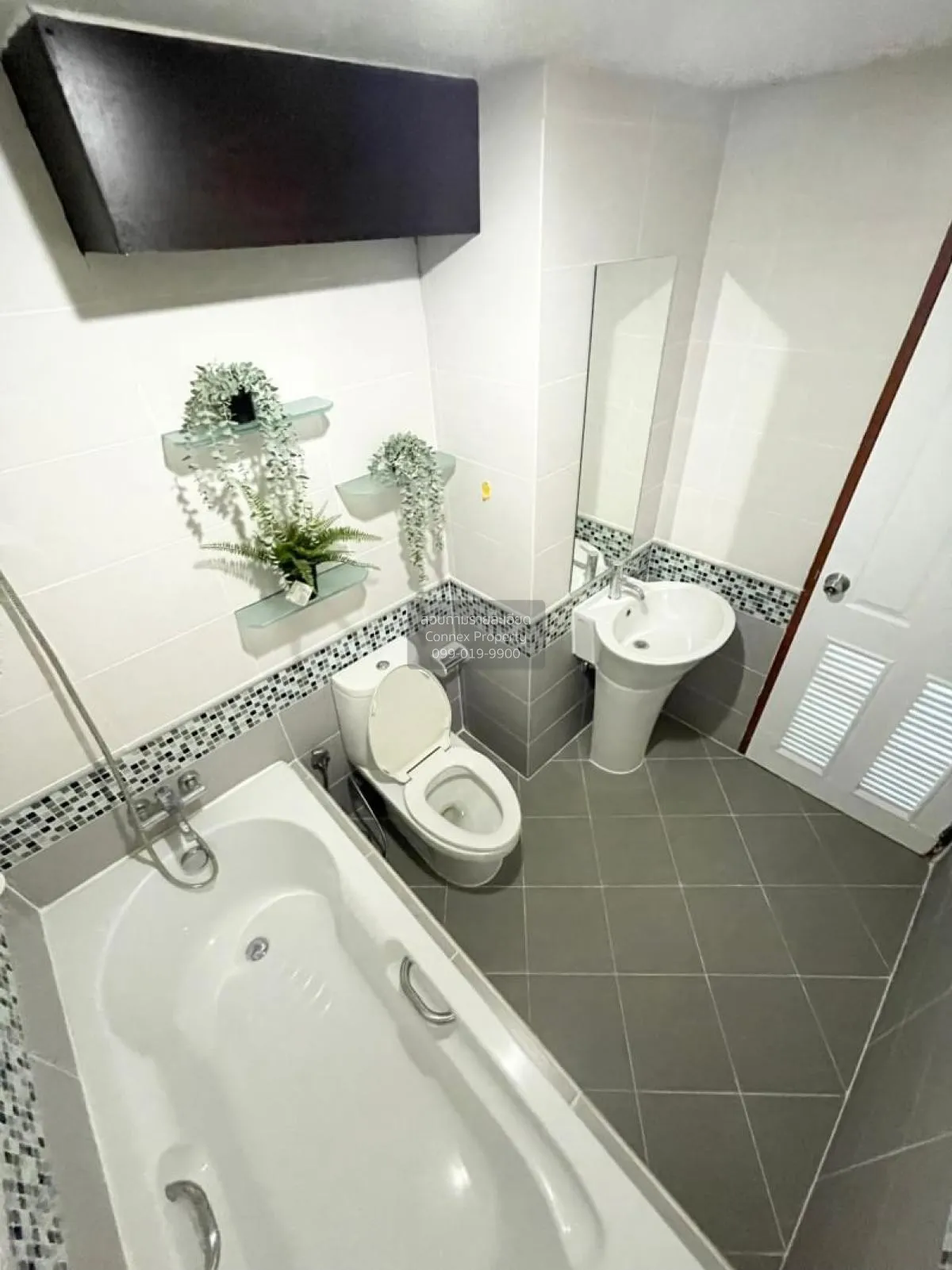 เช่าคอนโด  เดอะ วอเตอร์ฟอร์ด สุขุมวิท 50 BTS-พระโขนง พระโขนง เขต 