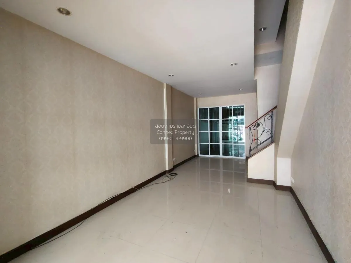 ขายทาวน์เฮ้าส์/ทาวน์โฮม  โมเดิร์น ทาวน์ เอกชัย 46 วิวสวย คลองบางพ