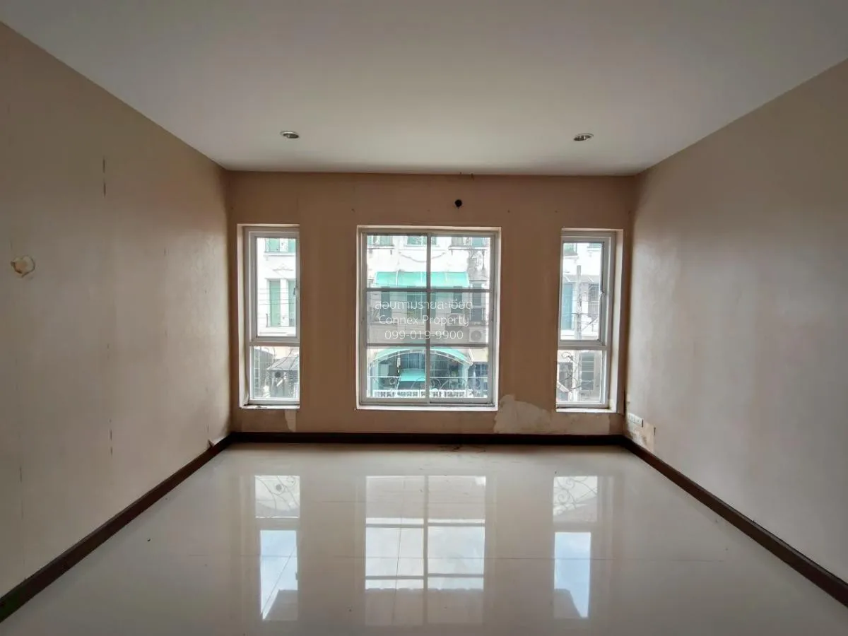 ขายทาวน์เฮ้าส์/ทาวน์โฮม  โมเดิร์น ทาวน์ เอกชัย 46 วิวสวย คลองบางพ