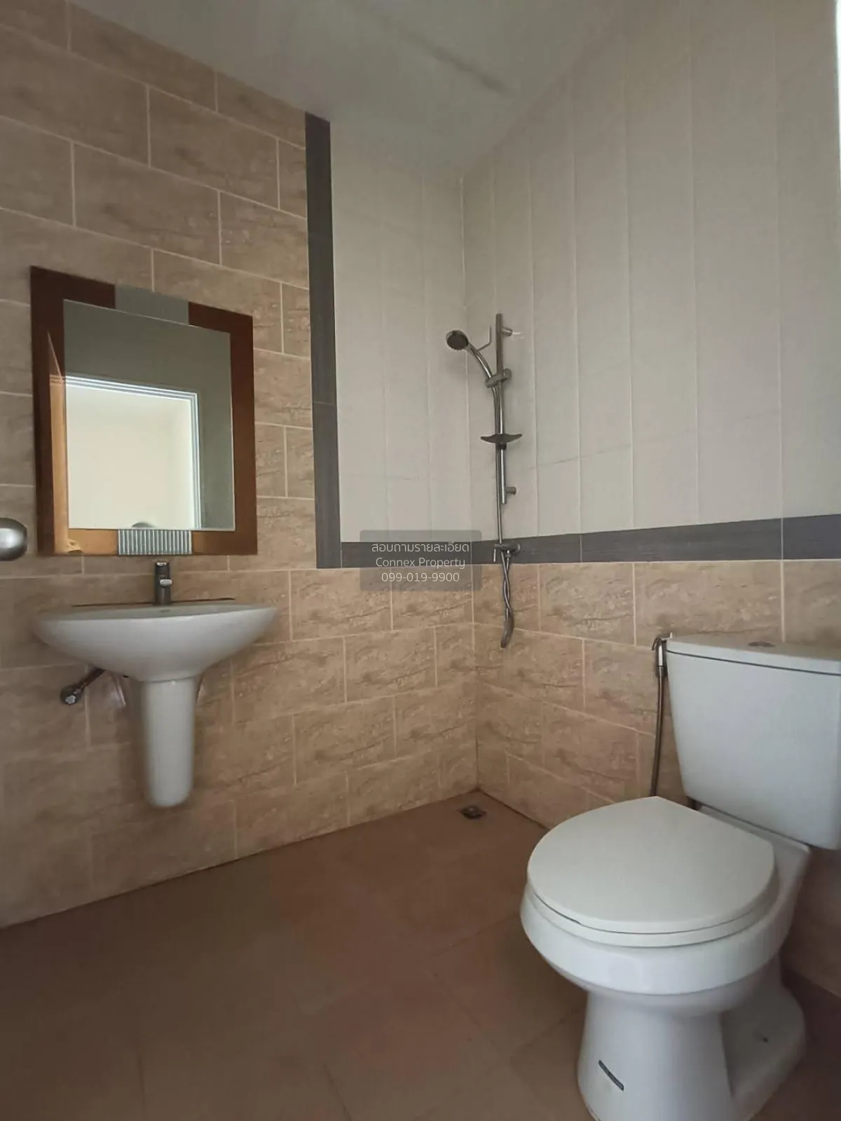 For Sale Townhouse/Townhome  , Golden Town Chaiyaphruek – Wongwae