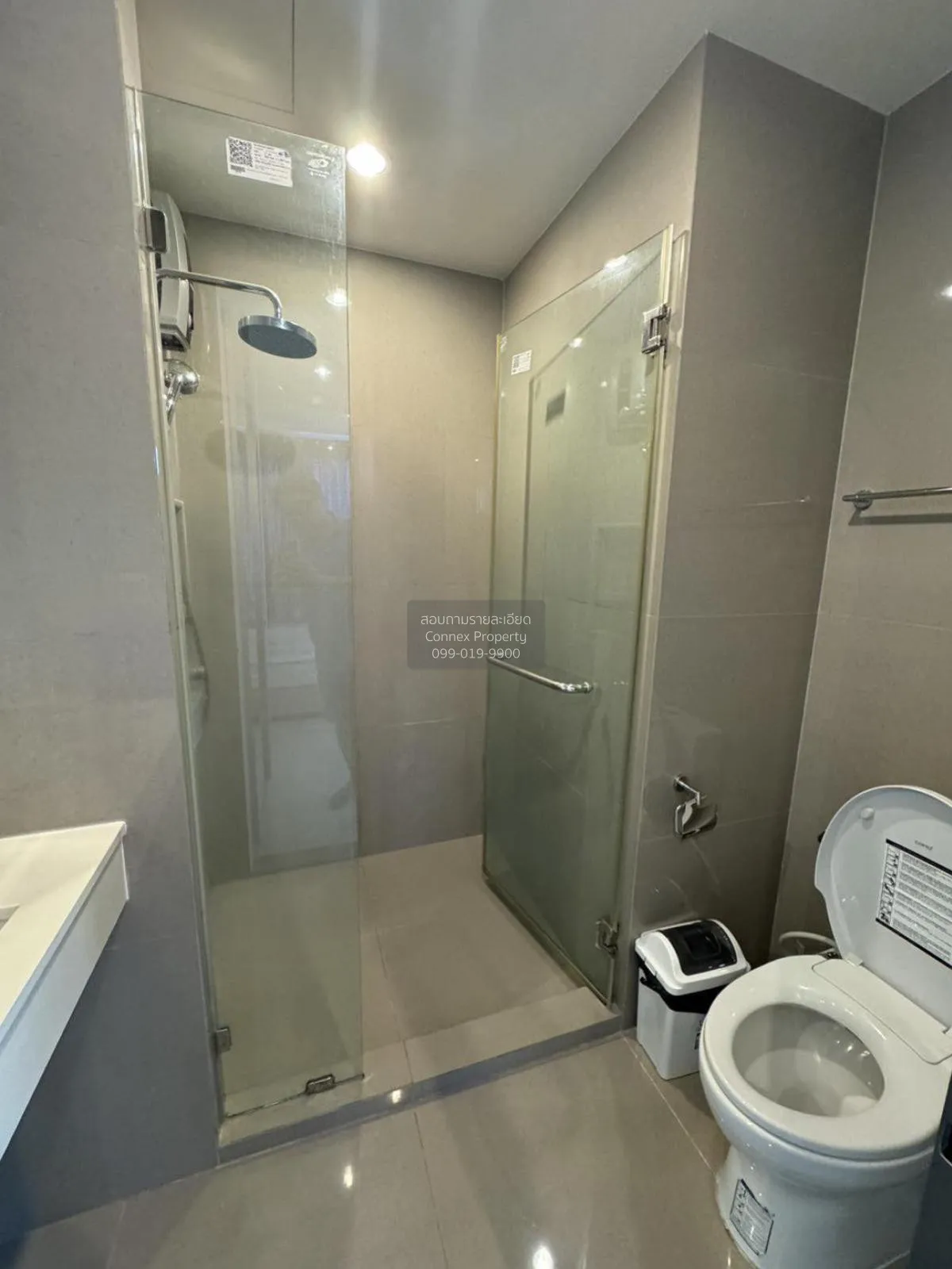 เช่าคอนโด  ริทึ่ม สุขุมวิท 42 ชั้นสูง BTS-เอกมัย พระโขนง เขต คลอง