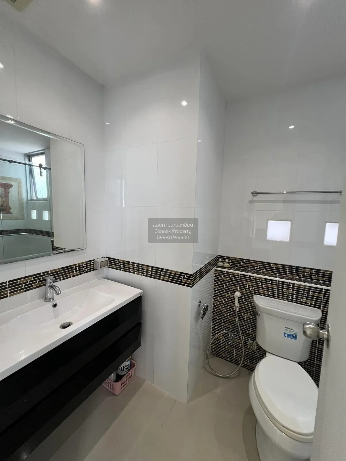 เช่าคอนโด  ปทุมวัน รีสอร์ท BTS-พญาไท ทุ่งพญาไท เขต ราชเทวี กรุงเท