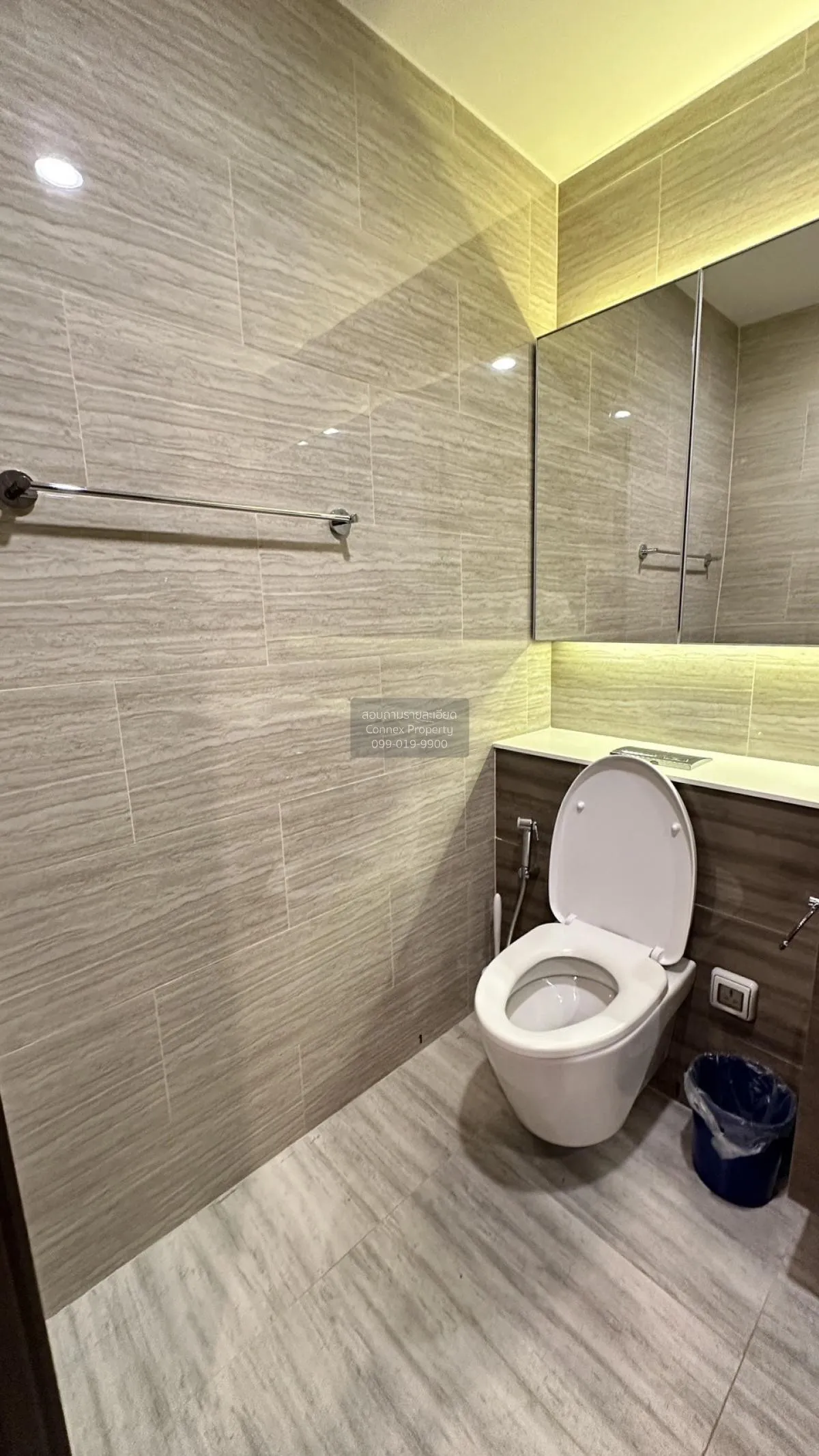 For Rent Condo , Whizdom Essence , BTS-Punnawithi , Phra Khanong 