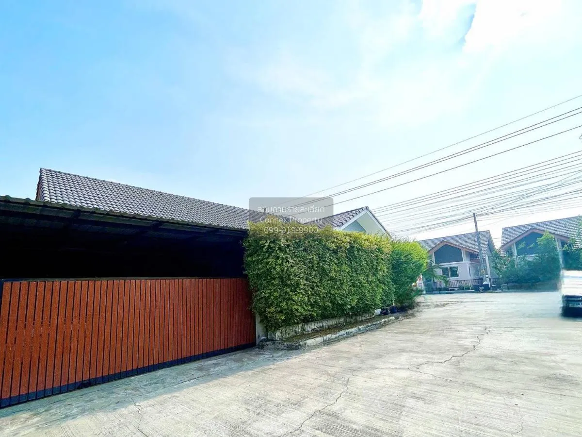 For Sale House , Baan Subthanee 3 Rangsit - Klong 9 , corner unit 3