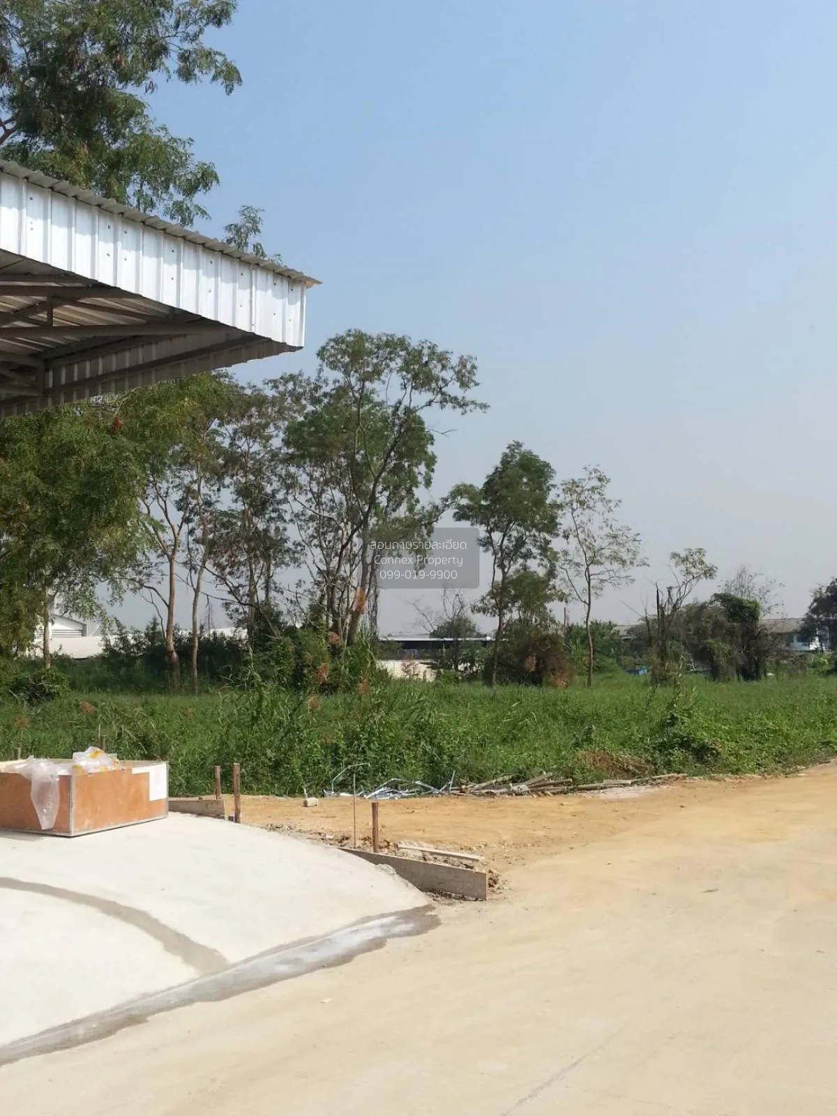 For Sale land 121 square wah, Soi Wat Phra Ngoen. , Bang Muang ,  4