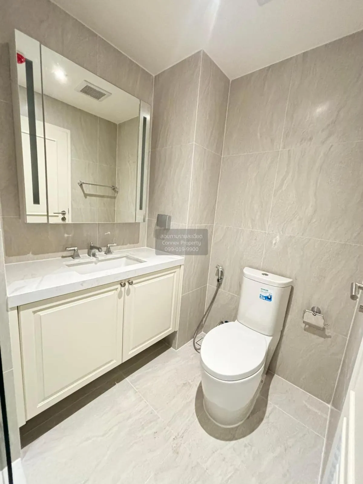 เช่าคอนโด  อัลติจูด ซิมโฟนี เจริญกรุง BTS-สะพานตากสิน วัดพระยาไกร