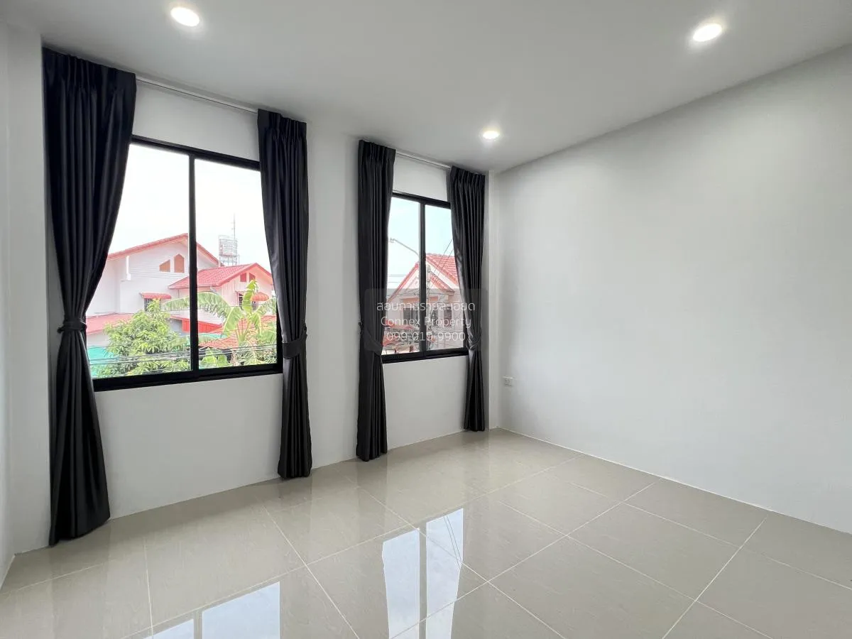 For Sale Single House, Phacha Uthit Road 54 , newly renovated , T