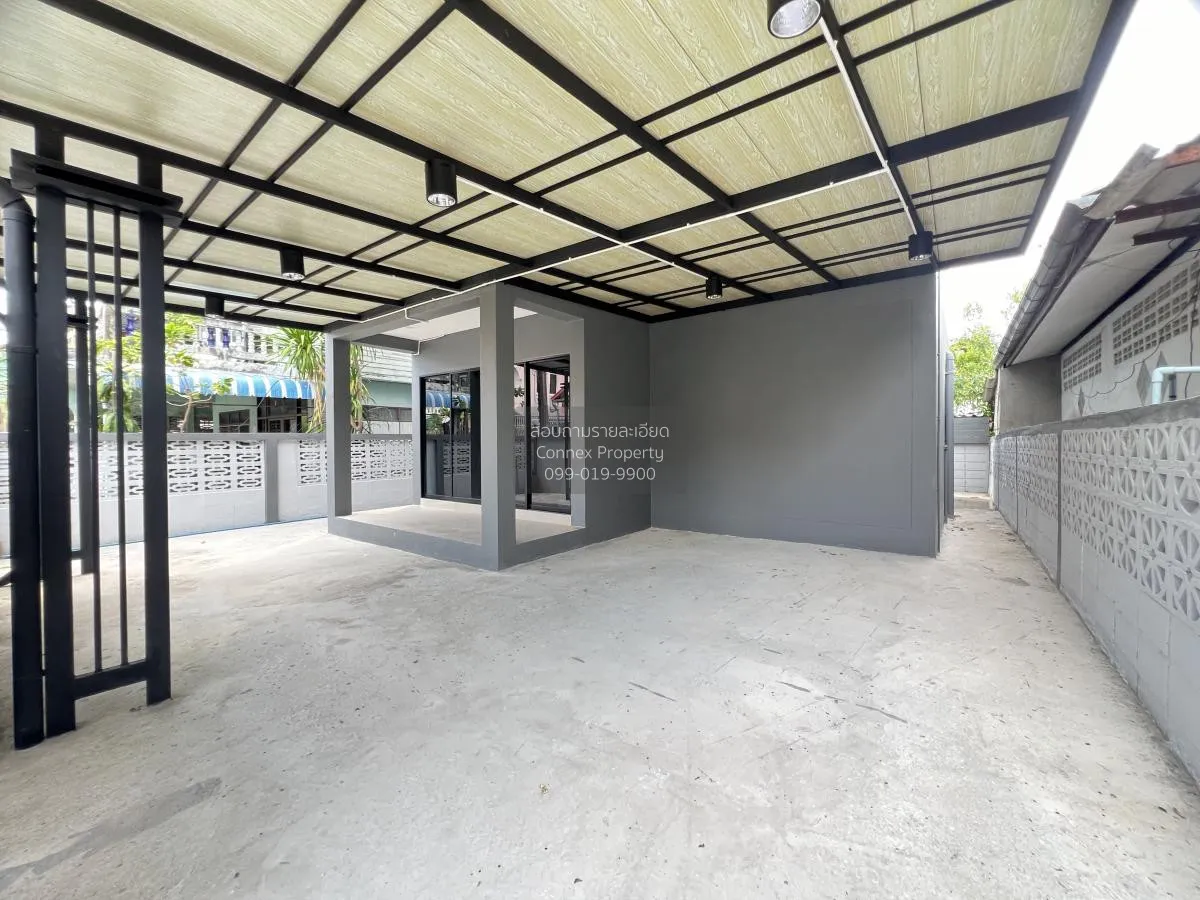 For Sale Single House, Phacha Uthit Road 54 , newly renovated , T 4