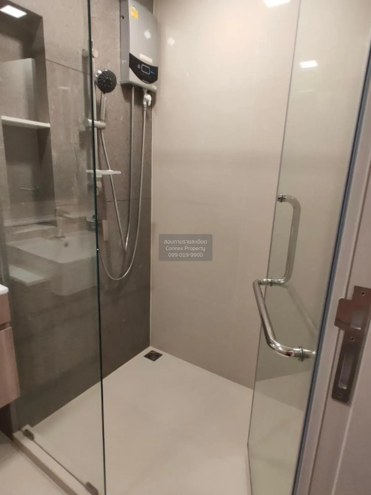 เช่าคอนโด  ควินทารา อาเท่ สุขุมวิท 52 บางจาก เขต พระโขนง กรุงเทพ 