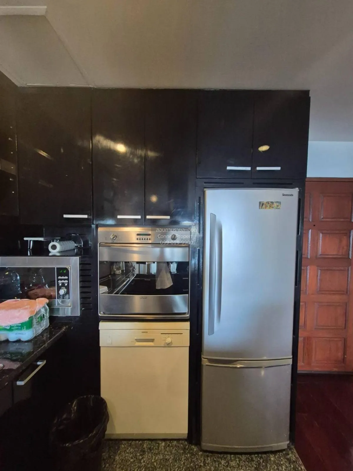 For Sale Condo , State Tower , BTS-Saphan Taksin , Silom , Bang R