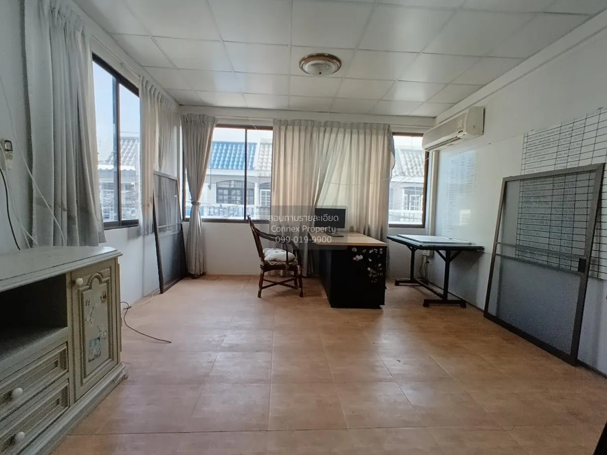 ขายทาวน์เฮ้าส์/ทาวน์โฮม  บ้านแกรนด์วิลเลจ ลาดพร้าว 80/3 วังทองหลา