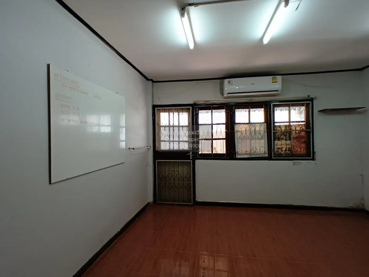 ขายทาวน์เฮ้าส์/ทาวน์โฮม  บ้านแกรนด์วิลเลจ ลาดพร้าว 80/3 วังทองหลา