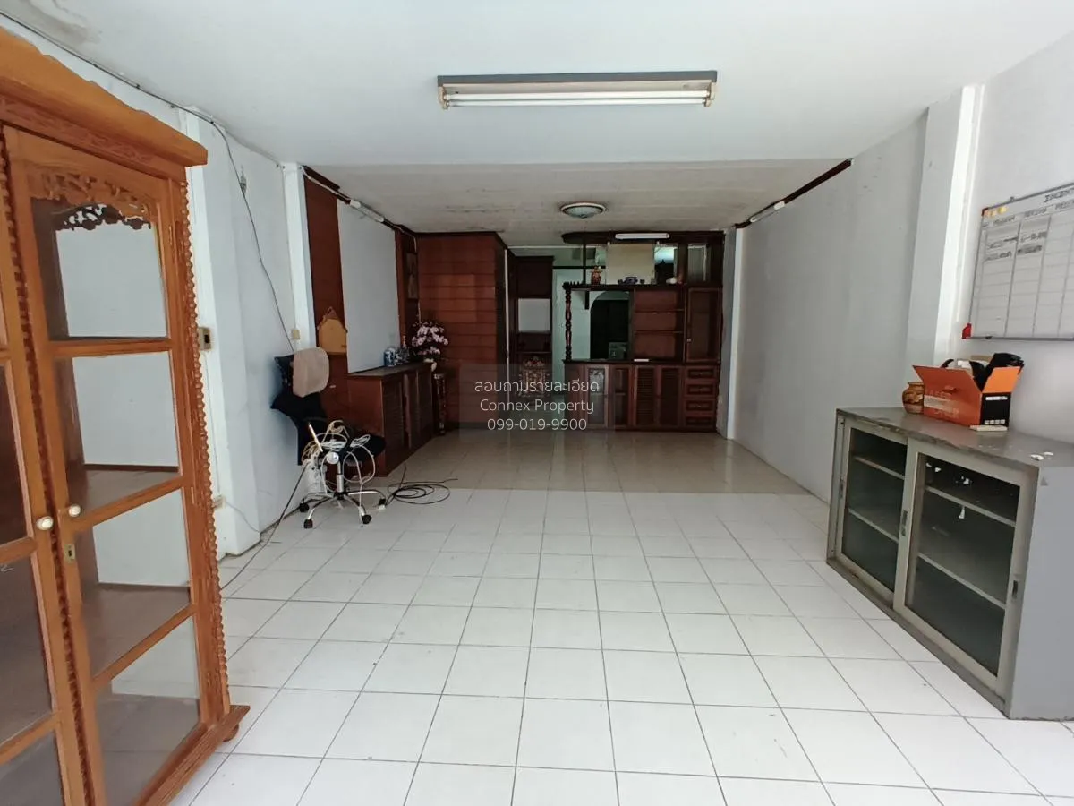 ขายทาวน์เฮ้าส์/ทาวน์โฮม  บ้านแกรนด์วิลเลจ ลาดพร้าว 80/3 วังทองหลา 3