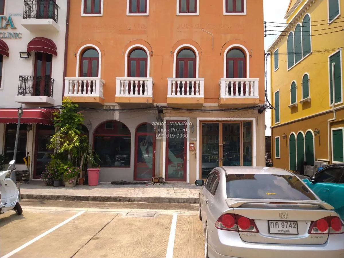 ขายอาคารพาณิชย์  เวนิส ดิ ไอริส ชั้นสูง ห้องมุม หน้ากว้าง ท่าแร้ง 2