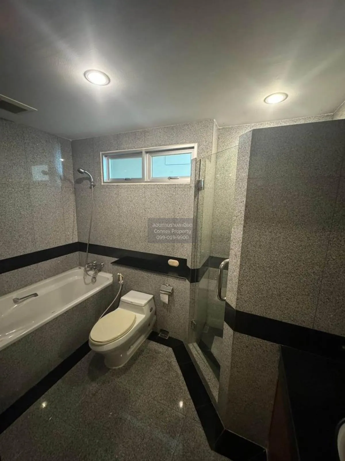 เช่าคอนโด  แกรนด์ หลังสวน BTS-สถานีราชดำริ ลุมพินี เขต ปทุมวัน กร