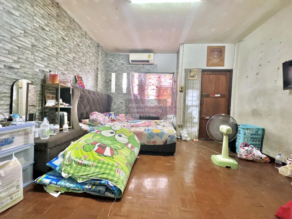 For Sale Townhouse/Townhome  , Somjai Village , Dok Mai , Prawet 