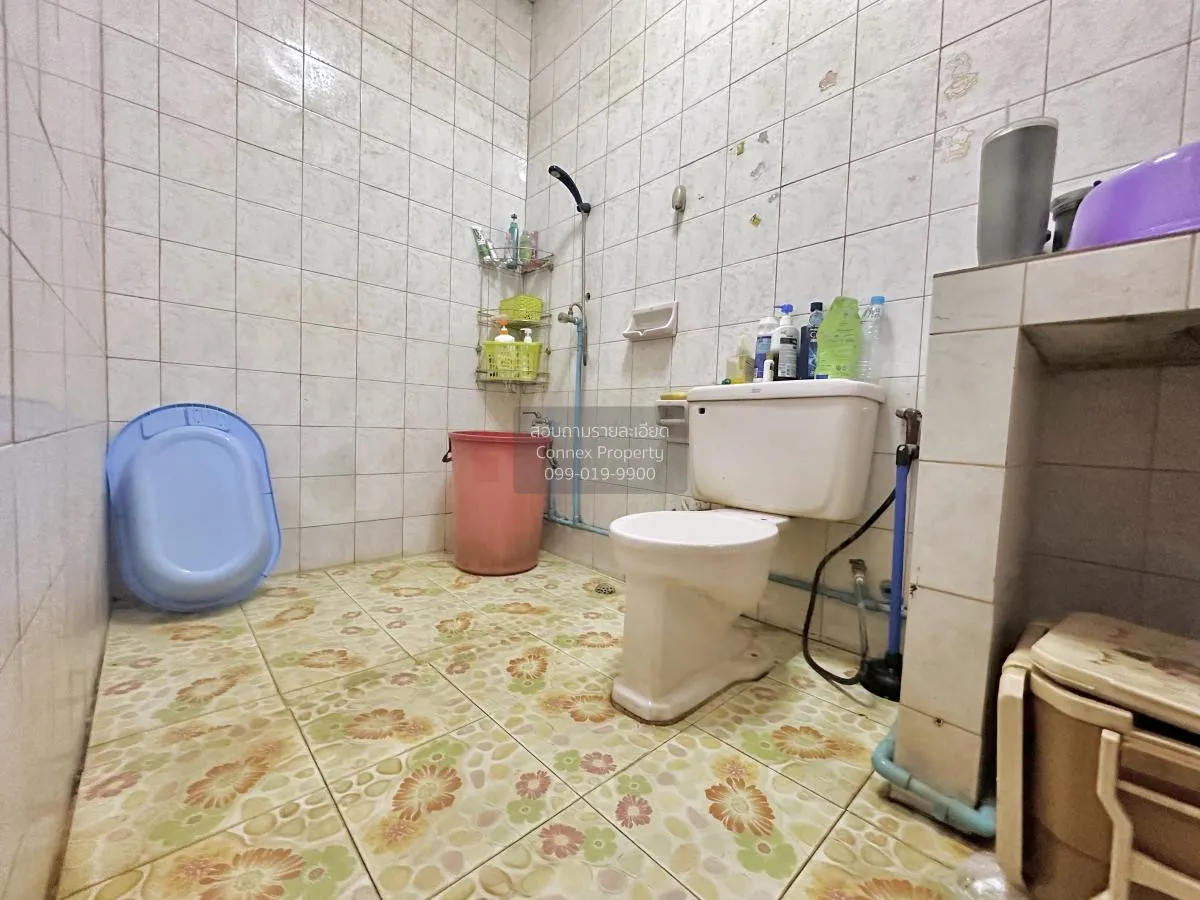 For Sale Townhouse/Townhome  , Somjai Village , Dok Mai , Prawet 