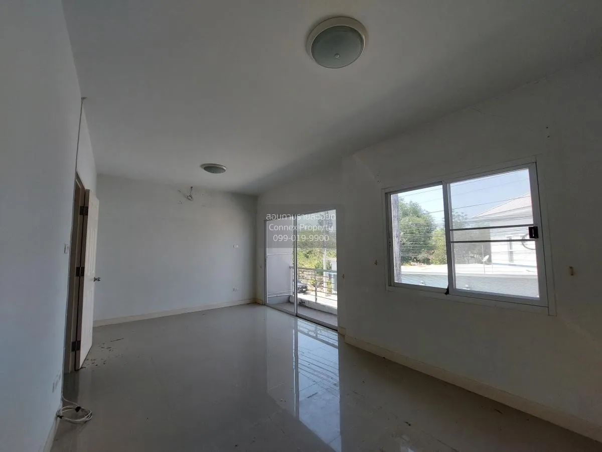 For Sale Townhouse/Townhome  , Baanmeesuk 5 , Nong Mai Daeng , Mu