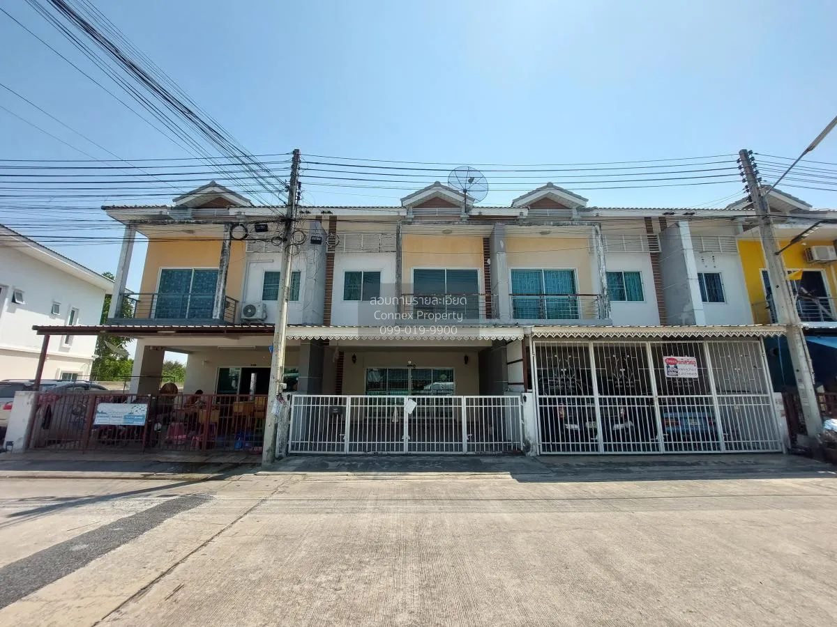 For Sale Townhouse/Townhome  , Baanmeesuk 5 , Nong Mai Daeng , Mu