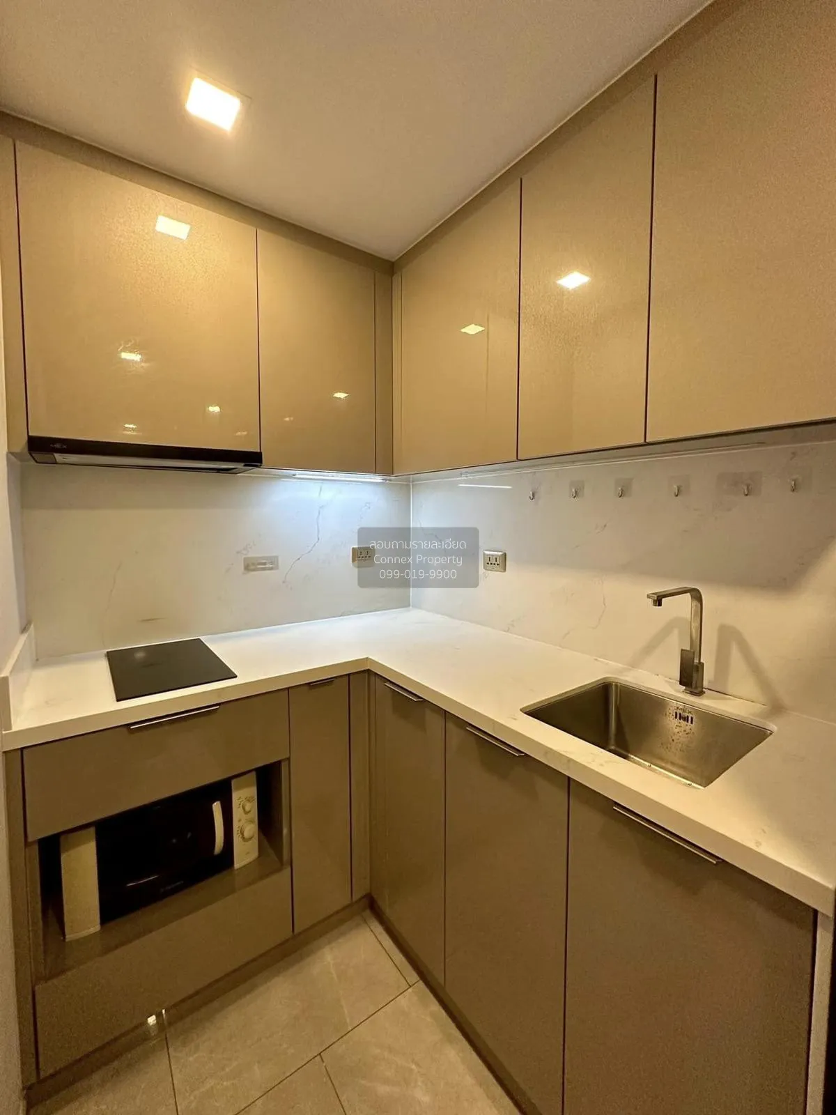 เช่าคอนโด  วันไนน์ไฟว์ อโศก - พระราม 9 MRT-พระราม 9 ห้วยขวาง เขต  4