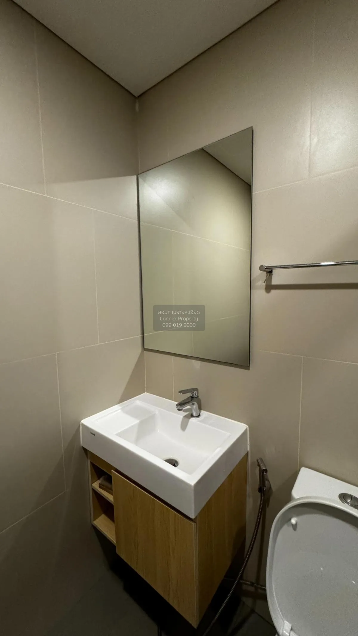 เช่าคอนโด  ลุมพินี สวีท เพชรบุรี - มักกะสัน MRT-เพชรบุรี มักกะสัน