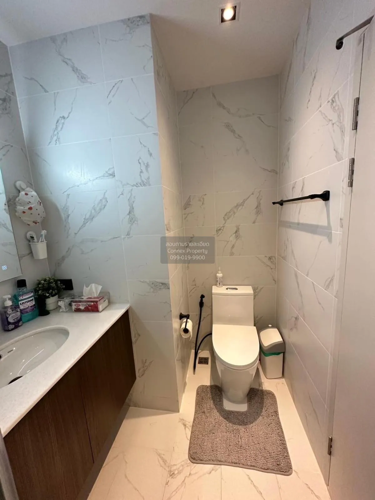 ขายคอนโด  อยู่เจริญ เรสซิเด้นท์ ทาวน์ อิน ทาวน์ พลับพลา เขต วังทอ