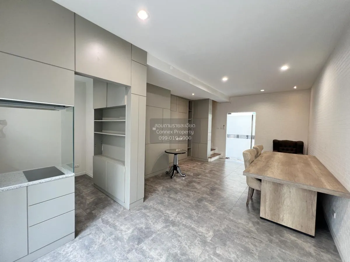 ขายทาวน์เฮ้าส์/ทาวน์โฮม  เดอะ เมทโทร รัตนาธิเบศร์ ห้องมุม หน้ากว้