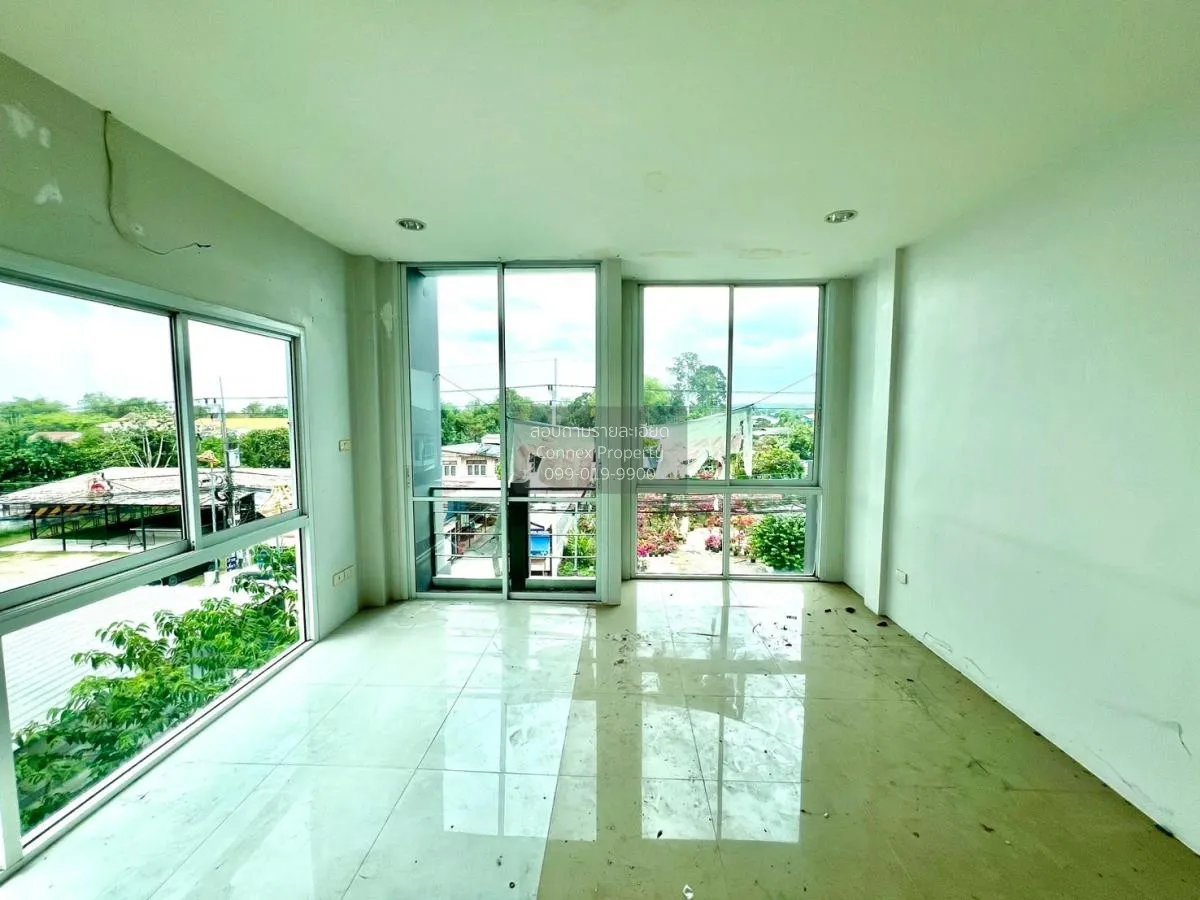 For Sale Commercial Building , SP lakeside , Mueang Phata , Bang 