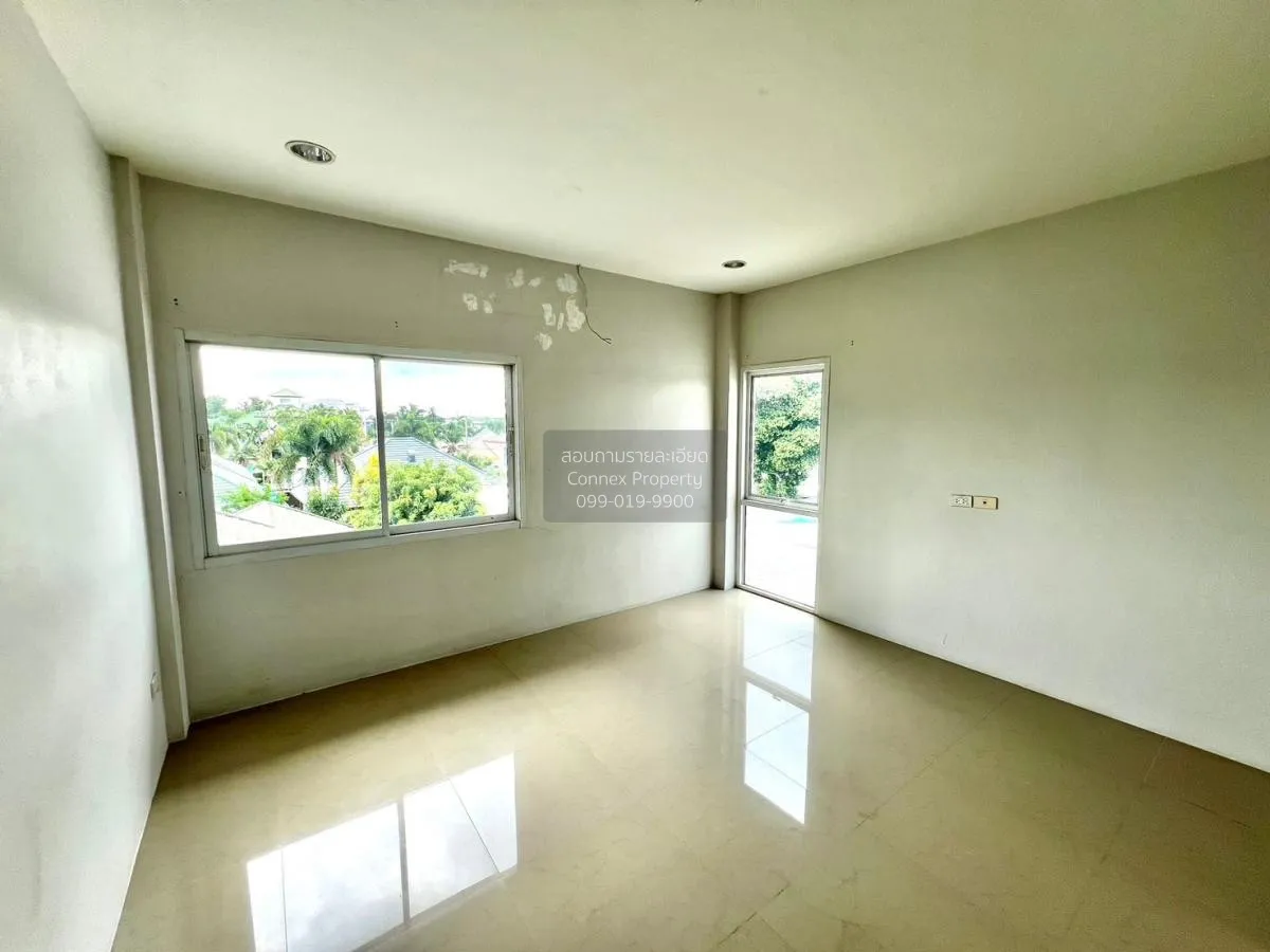 For Sale Commercial Building , SP lakeside , Mueang Phata , Bang 