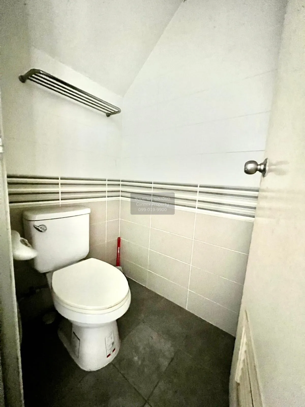 For Sale Commercial Building , SP lakeside , Mueang Phata , Bang 