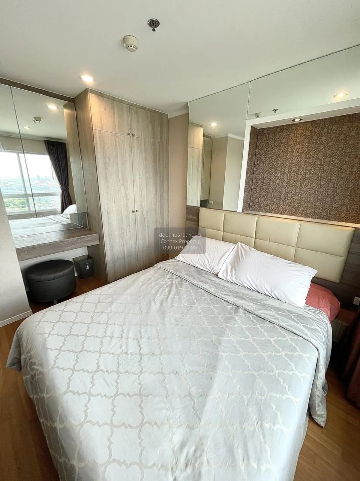 For Sale Condo , Lumpini Place Borom Ratchachonni - Pinklao , Tal