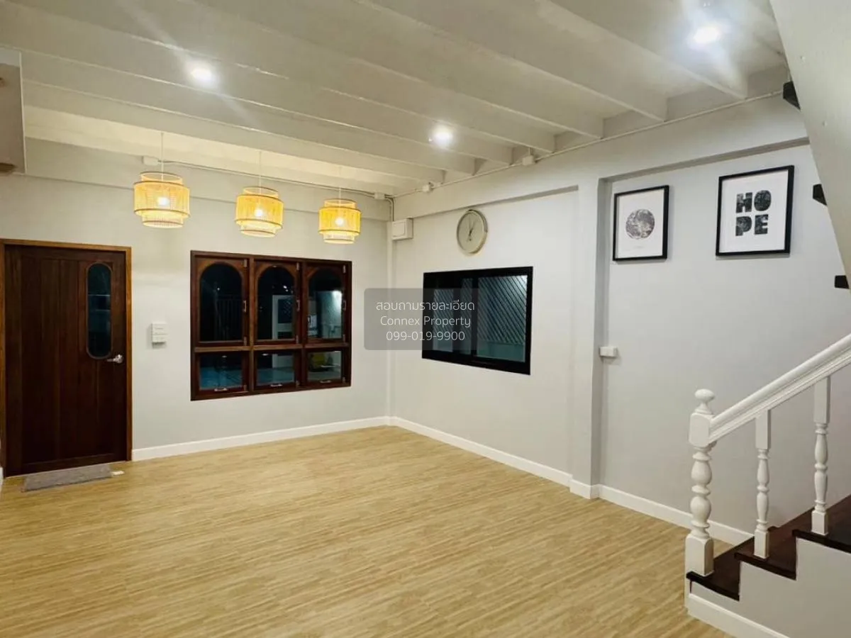 ขายทาวน์เฮ้าส์/ทาวน์โฮม  หมู่บ้านบัวทองเคหะ รีโนเวทใหม่ บางบัวทอง 4