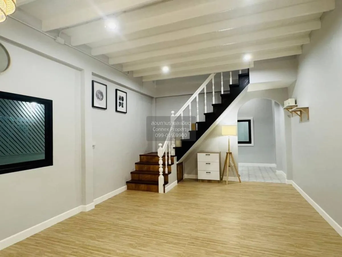 ขายทาวน์เฮ้าส์/ทาวน์โฮม  หมู่บ้านบัวทองเคหะ รีโนเวทใหม่ บางบัวทอง