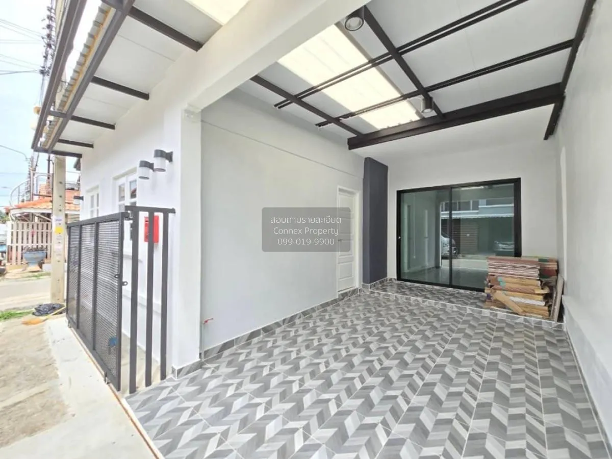 ขายทาวน์เฮ้าส์/ทาวน์โฮม  พฤกษา 3 ซ.วัดลาดปลาดุก ห้องมุม รีโนเวทให 4