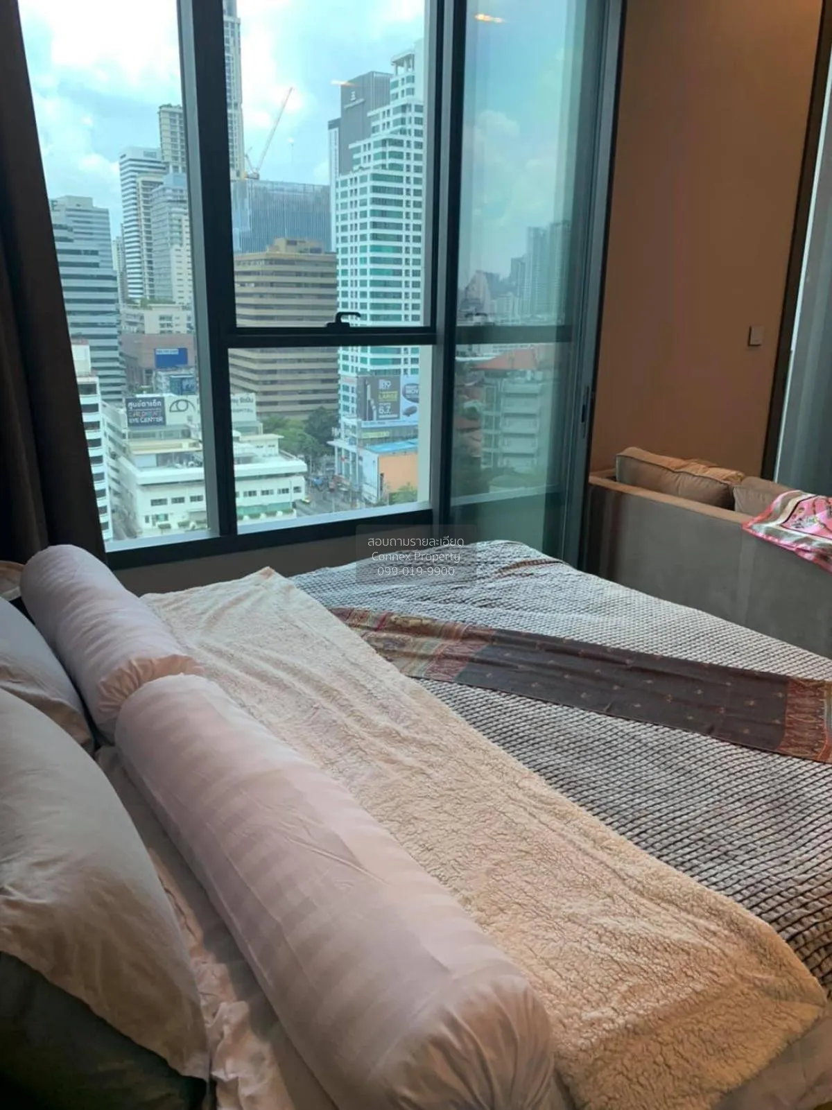 เช่าคอนโด  ดิ เอส แอท สิงห์คอมเพล็กซ์ MRT-เพชรบุรี บางกะปิ เขต ห้ 3