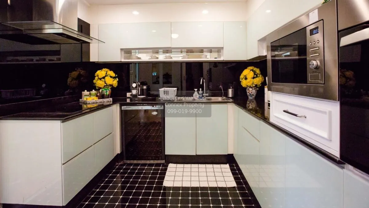 เช่าทาวน์เฮ้าส์/ทาวน์โฮม  คริสตัล วิลล์ MRT-ลาดพร้าว 71 (สายสีเหล