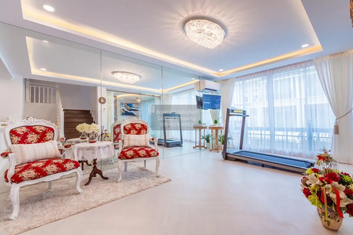 เช่าทาวน์เฮ้าส์/ทาวน์โฮม  คริสตัล วิลล์ MRT-ลาดพร้าว 71 (สายสีเหล