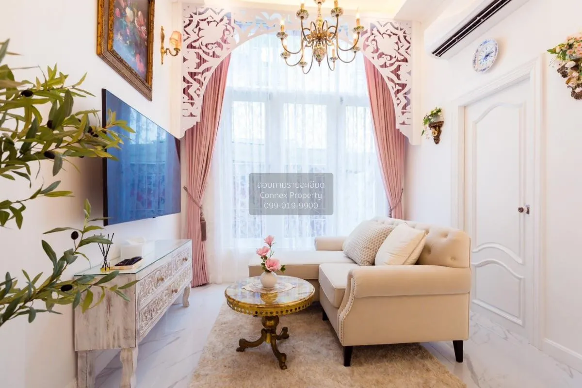 เช่าทาวน์เฮ้าส์/ทาวน์โฮม  คริสตัล วิลล์ MRT-ลาดพร้าว 71 (สายสีเหล