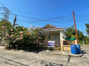 For Sale House , Supalai Lake 2 , corner unit , wide frontage , Lam Pla Thiw , Lat Krabang , Bangkok , CX-99366