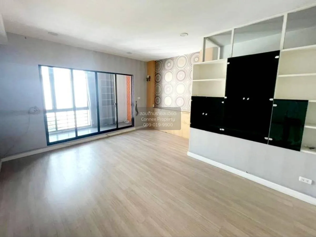 For Sale Townhouse/Townhome  , SIXNATURE WATCHARAPOL , Tha Raeng 