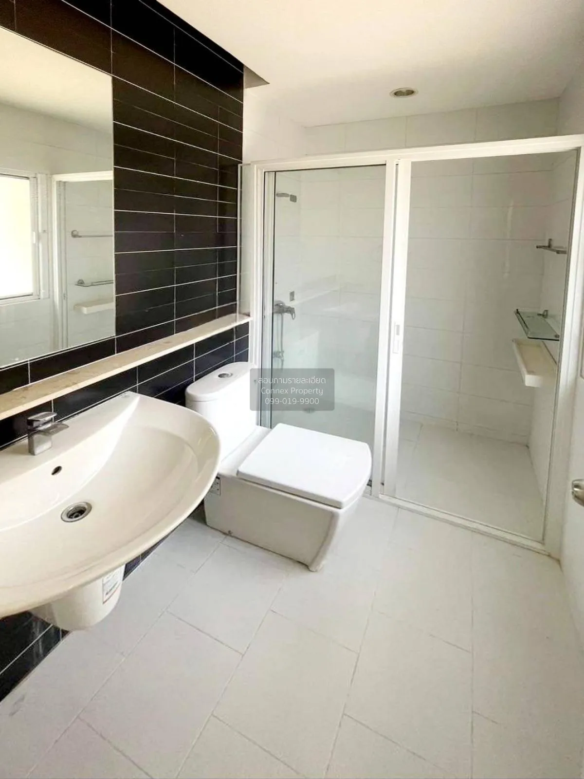 For Sale Townhouse/Townhome  , SIXNATURE WATCHARAPOL , Tha Raeng 