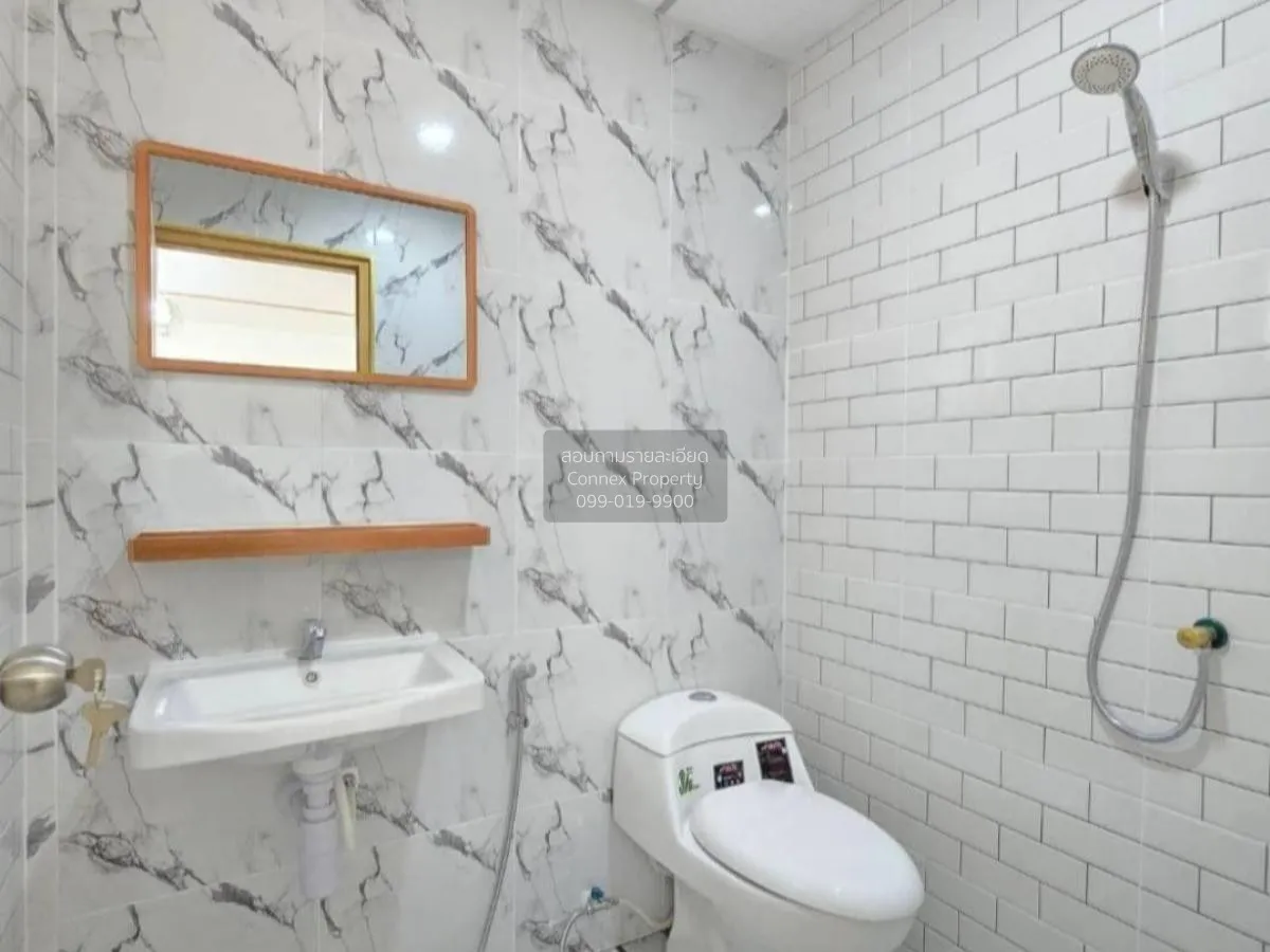 For Sale Townhouse/Townhome  , Baan Pruksa 3 Soi Watlatpladuk , n